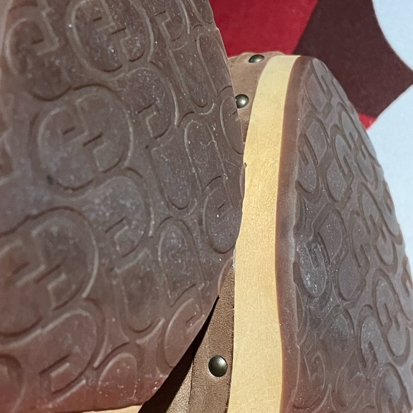 COPY - CHAUSSURES CLOG DESIGN UGG VIVICA - Picture 2 of 5